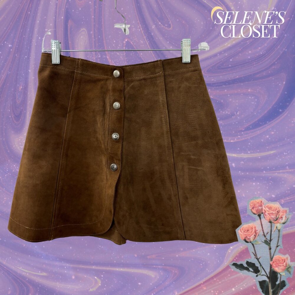 [She's Paris Nights, New York Mornings] Vintage Suede Mini Skirt Size XS/Small